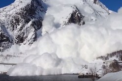 مقتل 5 عسكريين فرنسيين في انهيار ثلجي بجبال الألب