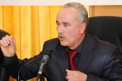 عظيمي يحلب خارج “الطاس”