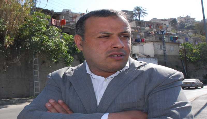 عياش “الخضار” يعمل بالإشارة