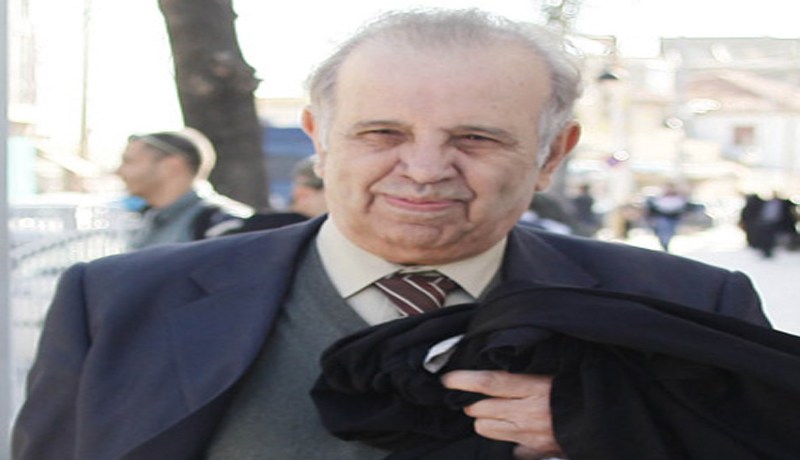 قسنطيني لكن ليس فاروقا