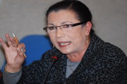 إذا حلفت فيك امرأة