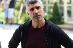 أوزجان دنيز يعلن موعد عقد قرانه على خطيبته