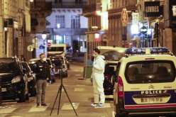 فرنسا تكشف هوية منفذ عملية الطعن في باريس