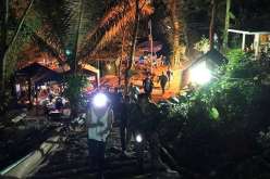 إنقاذ أعضاء فريق كرة القدم ومدربهم العالقين بالكهف في تيلاندا