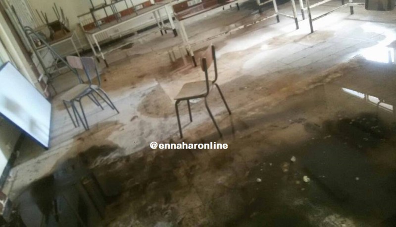 بالصور والفيديو.. الحالة الكارثية لكلية العلوم الدقيقة بسيدي بلعباس تدخل طلابها في إضراب