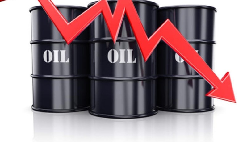 انهيار أسعار النفط الأمريكي إلى مستوى 4.41 دولارا للبرميل