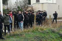 الشرطة تُركِع 146 طالبا بفرنسا ..والسبب