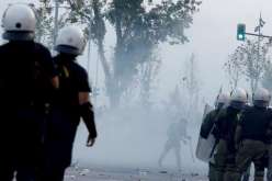 إصابة شرطي في انفجار باليونان