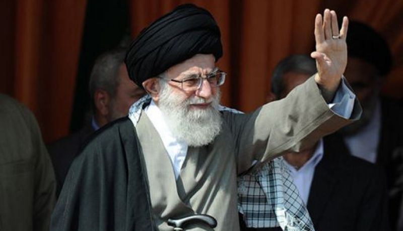 خامنئي: ايران ستتمكن من تجاوز تأثير العقوبات