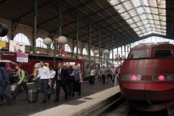 شاب يطلق بلاغا كاذبا بوجود قنبلة بمحطة القطار.. لهذا السبب!