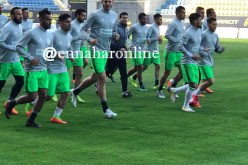 ماجر يجتمع بلاعبيه ويحدد التشكيلة الأساسية التي ستواجه السعودية