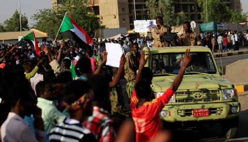 تجمع المهنيين السودانيين يدعو لإضراب سياسي عام