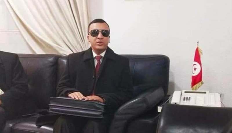 وزير الثقافة التونسي يتمرد.. والحكومة تُقيله من منصبه