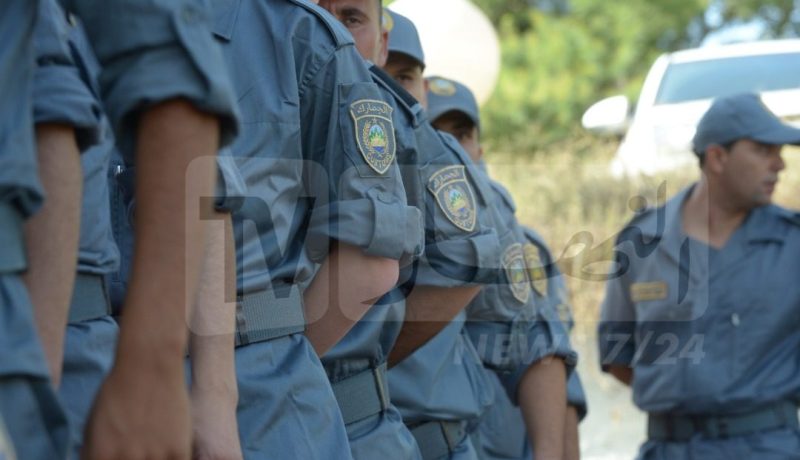 جمارك عنابة تحجز 816 لباس عسكري مهرّب من تركيا