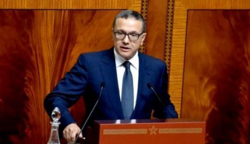 ملك المغرب يعزل وزير الإقتصاد والمالية