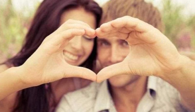 أبحث عن وفية مخلصة أمنحها اسمي لتصون عرضي