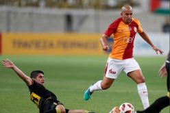 فيغولي يسقط مع غلطة سراي بثلاثية آيك آثينا