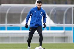 بن طالب في طريقه للرحيل عن “شالك”