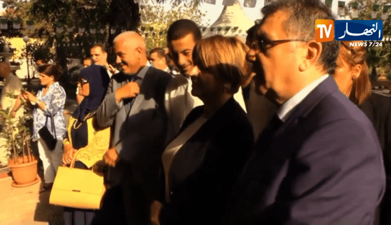 بالفيديو.. الدالية تقاسم نزلاء دار المسنين والطفولة المسعفة بالعاصمة فرحة عيد الأضحى