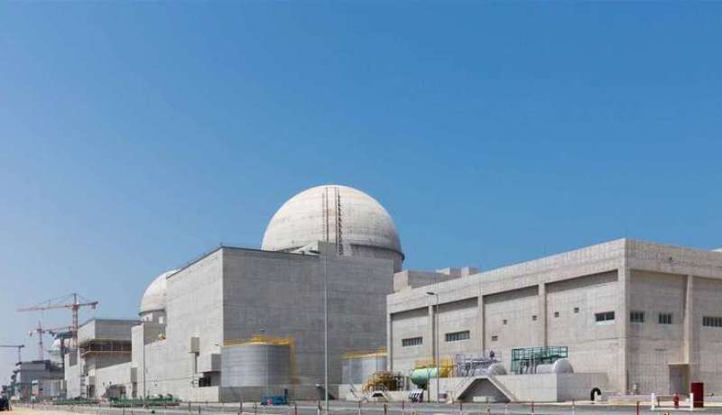 الحوثيون يطلقون صاروخا باتجاه مفاعل نووي في أبوظبي