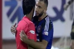 بالفيديو.. بلحاج يُعانق الحكم فرحا بالهدف !