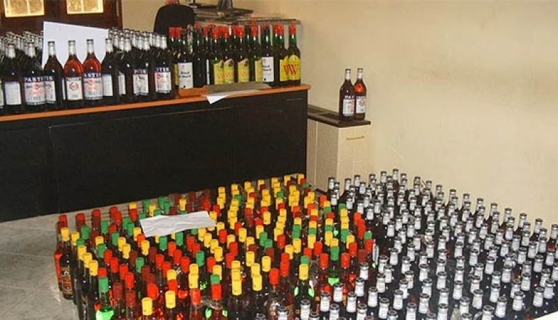 إفشال محاولة لإغراق حفلات شاطئ بورساي ب 6000 قارورة خمر بتلمسان