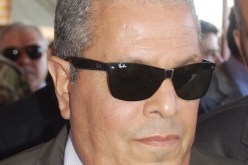 والى عنابة محمد مونيب في الانعاش بأحد مستشفيات باريس