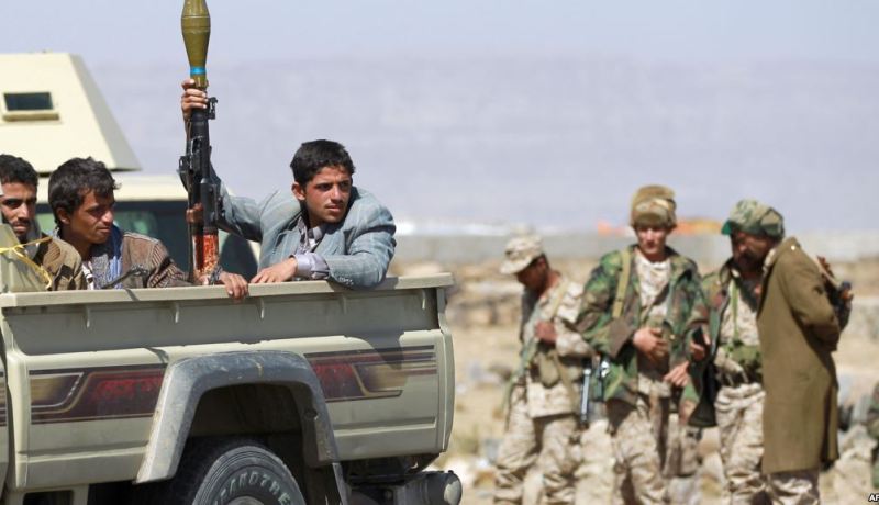 مسلحون يفجرون مبنى إدارة أمن محافظة لحج اليمنية