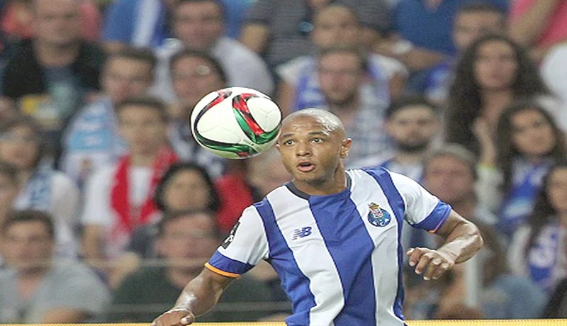 مدرب بورتو يرفض التعليق على غضب براهيمـي