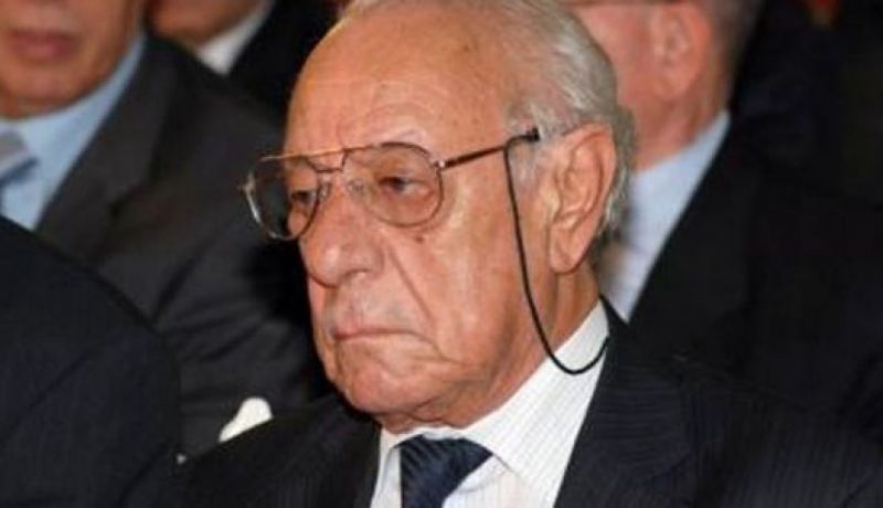 تكريم الفقيد بوعلام بسّايح على هامش الصّالون الدّولي للكتاب بالجزائر