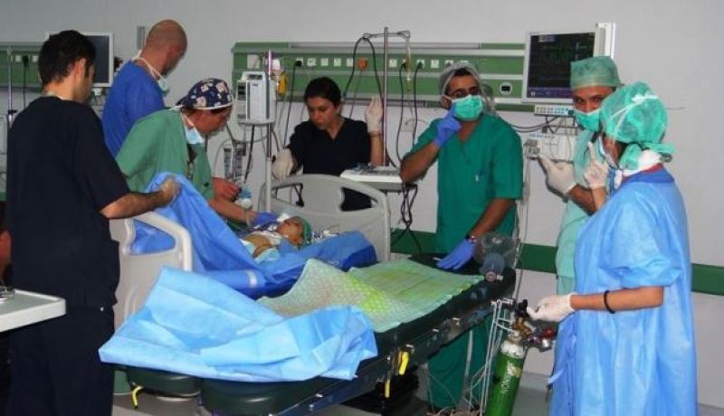 إجراء عمليات جراحية دقيقة ل 13 طفلا يعانون من تشوهات خلقية بورقلة