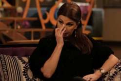 ماجدة الرومي تعزي الشعب الجزائري لرحيل أسد الشاشة