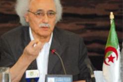 باباس يؤكد بباريس تكيف السياسة الوطنية مع الجالية الوطنية في الخارج