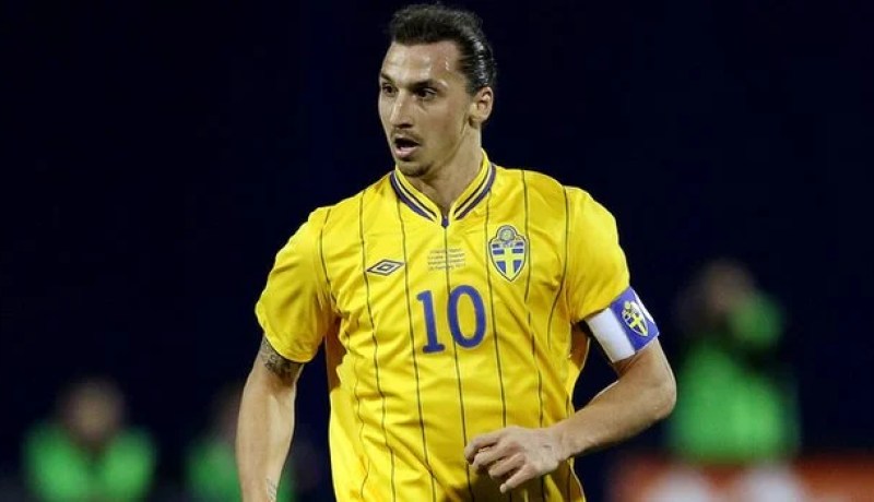 ابراهيموفتش يعاني من إصابة