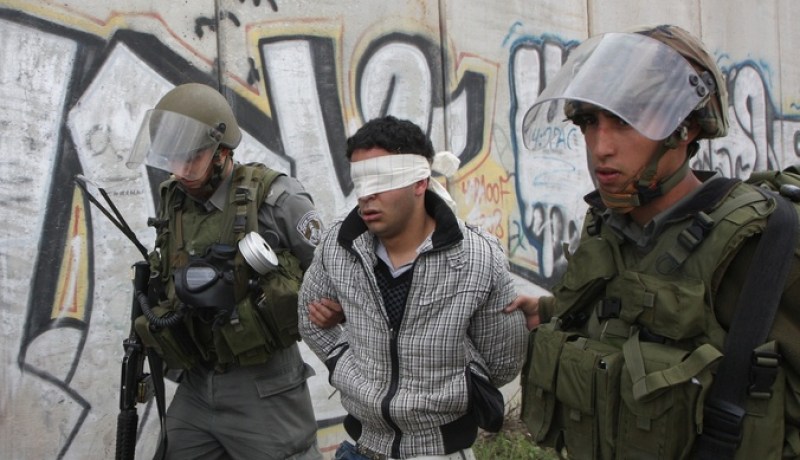 قوات الإحتلال الإسرائيلي تعتقل 16 فلسطينيا من الضفة الغربية