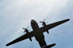 بالفيديو.. مصرع 4 أشخاص جراء تحطم طائرة نقل عسكري في كازاخستان