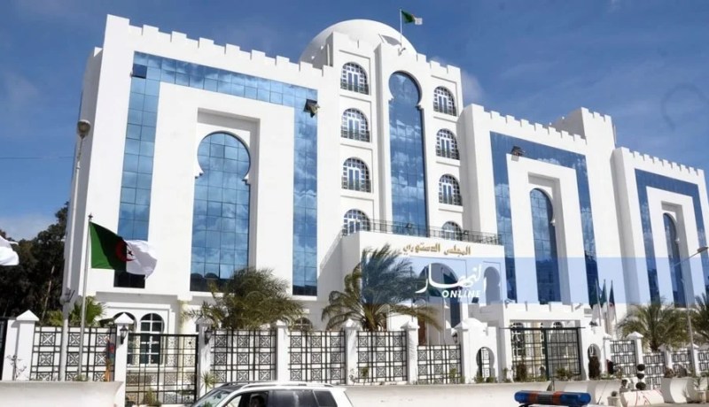 ساعات ويغلق باب إيداع ملفات الترشح للرئاسيات.. والمرشحون غائبون