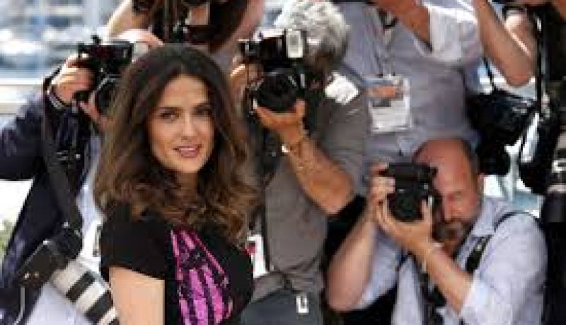 سلمى حايك تزور لبنان لأطلاق فيلمها النبي