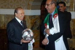 بوتفليقة يضع طائرته الخاصة تحت تصرف الفريق الوطني لنقلهم لأنديتهم