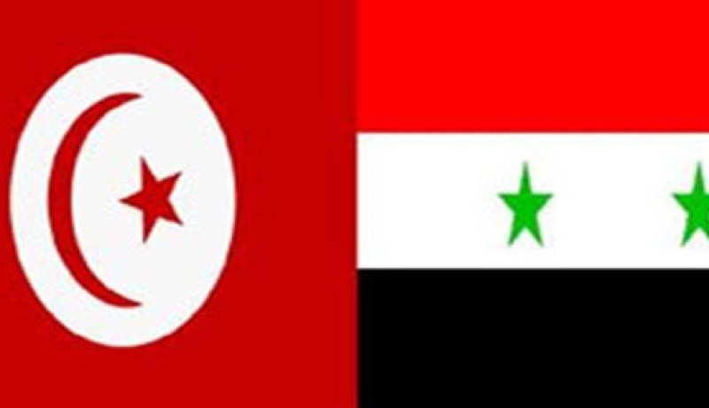 احتجاج مئات التونسيين على قرار إغلاق السفارة السورية في تونس