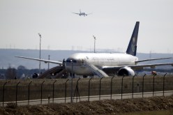 إنطلاق جسر جوي من السعودية يحمل مساعدات لتونس