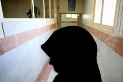 إيران تعاقب متزوجة بتغسيل الموتى لمدة عامين بسبب خيانة زوجها