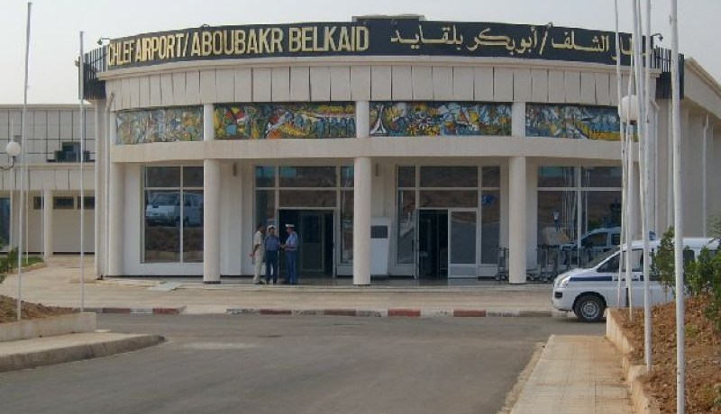 توقيف مغتربين حاولوا تهريب مبالغ مالية بالعملة الصعبة في الشلف