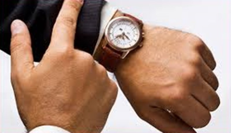 تعرف على سر إرتداء الساعة في اليد اليسرى