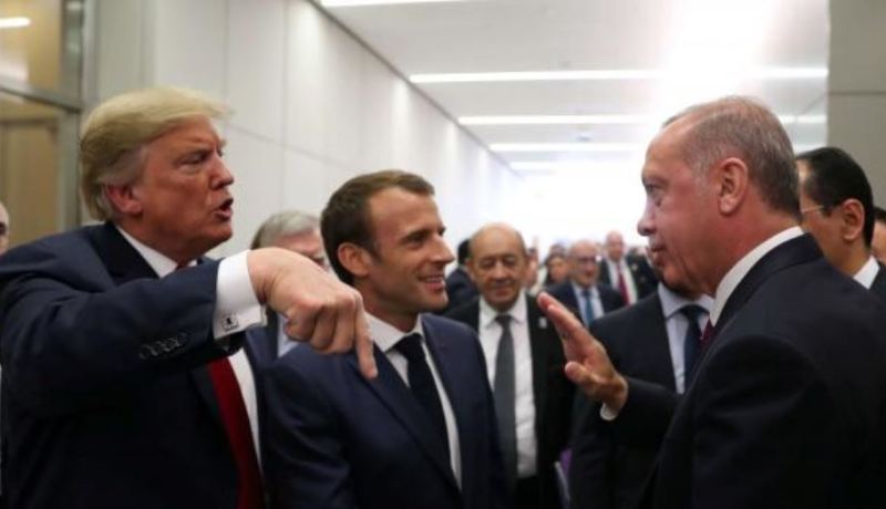 ترامب: “الإفراج عن برانسون لايعني التنازل على العقوبات ضد تركيا”