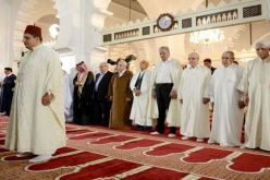 سلال و بن صالح و ولد خليفة يؤدّون صلاة عيد الاضحى  في الجامع الكبير