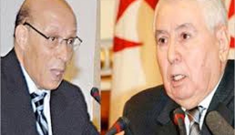 بن صالح وولد خليفة يحضران مراسيم المصادقة على دستور تونس الجديد