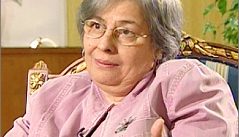وفاة الروائية المصرية رضوى عاشور عن عمر ناهز 68 عاما