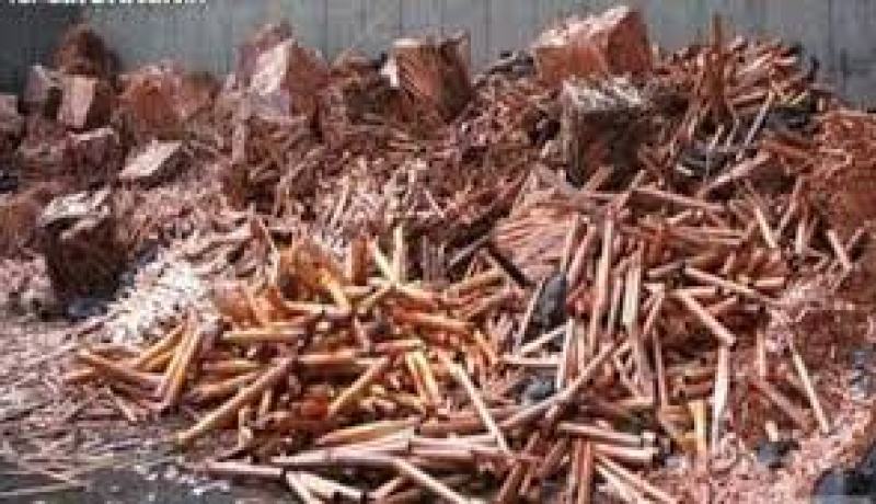 حجز 2.4 قنطار من نفايات النحاس في عين تيموشنت