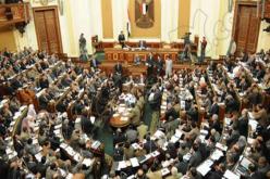 البرلمان المصري يقر فرض حالة الطوارئ